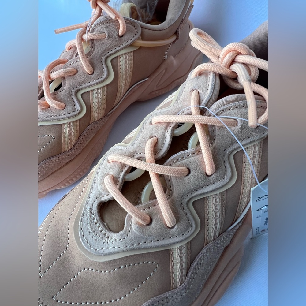Adidas Originals Men’s Osweego Sneaker Color: Glow Orange Size:Men’s 5/Women’s 6 - Picture 3 of 16